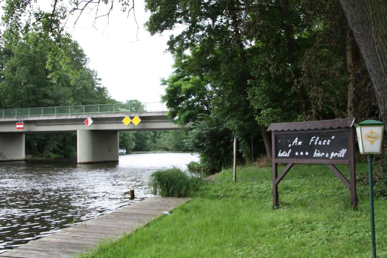 Hotel Am Fluss Heidesee Exterior foto